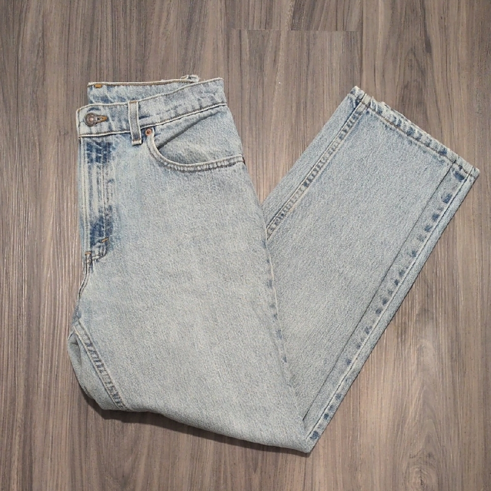 Vintage Levi's Jeans (Ripped)